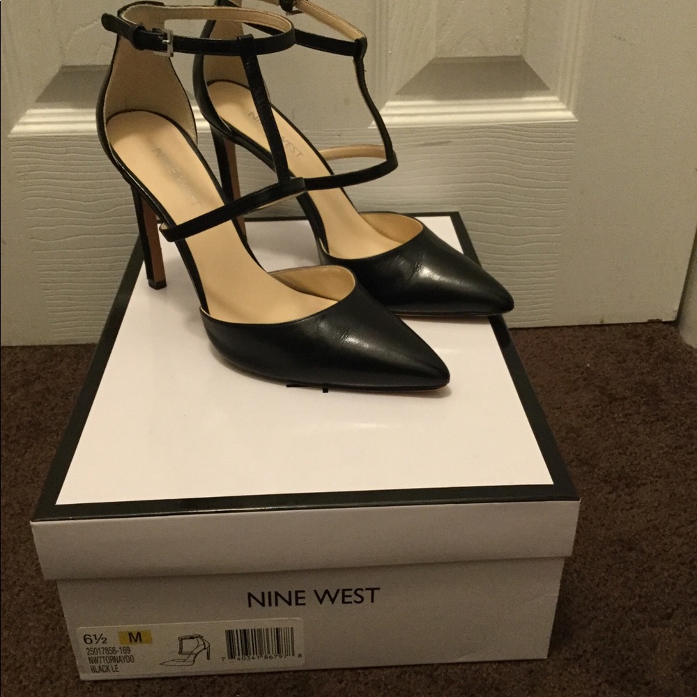Nine West Tornaydo Black Pumps